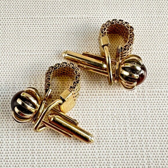 Vintage Mesh Cufflinks Gold Tone Brown Glass Cabochon, Midcentury 1950s 1960s - Picture 6 of 7